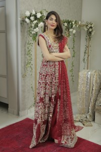 amna-babar-wearing-zohra-by-saira-shakira-2