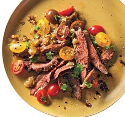 Grilled Skirt Steak & Roasted Tomatillo Sauce