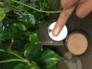 Becca Shimmering Skin Perfector