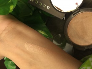 Becca Shimmering Skin Perfector