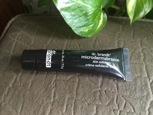 Skincare Microdermabrasion Skin Exfoliant