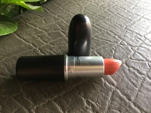  Mac Crème Sheen Lipstick 