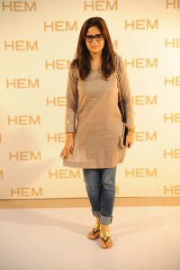 Amna Niazi wearing HEM