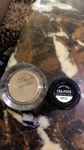 Foundation – Shade 125 = Y315 Sand