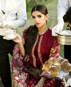 Crimson Luxe by Saira Shakira - Shoot Images - Look 11 (1)