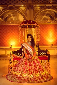erum-khan-nawabzaadi-bridal-couture-featuring-saba-qamar-look-1-1