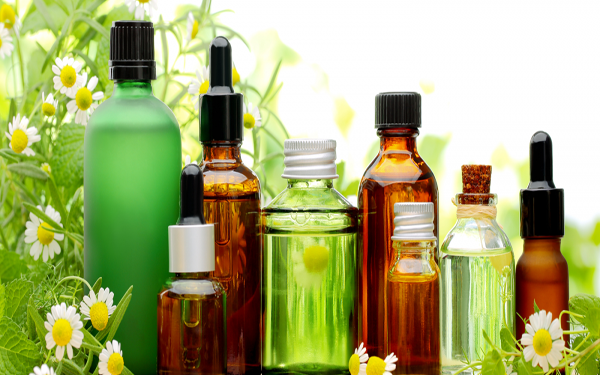 Natural Essential Oils for Wellbeing and Weight Loss
