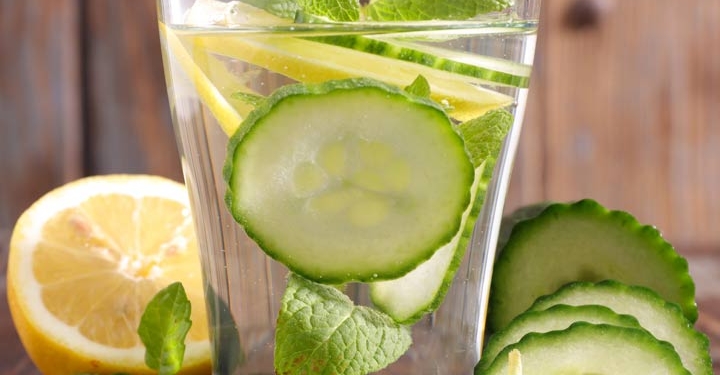 Detox Water Diet Plan for Weight Loss and DetoxDrink Recipes