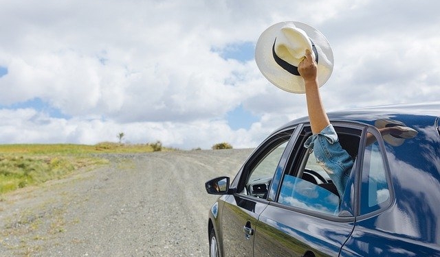 Things You Need To Carry On A Road Trip