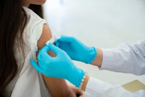 Check your insurance before getting a COVID-19 vaccine this year