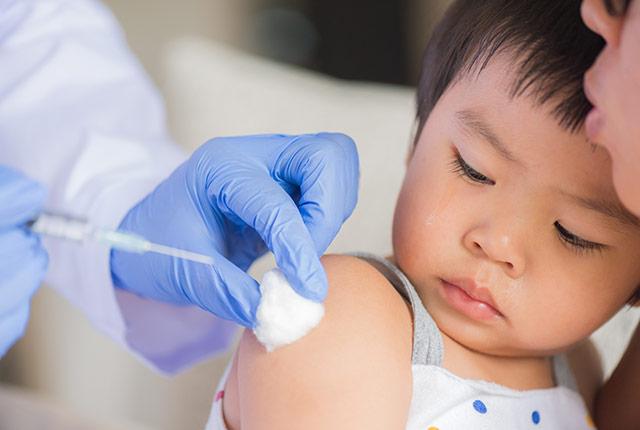 Toddler COVID-19 Vaccines? Pediatricians Break with CDC in Bold New Move