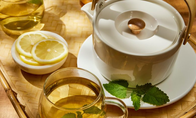 How to Make Lemon Balm Tea for Weight Loss