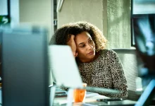 This One Mindless Habit Could Be Exposing Your Work Stress — Scientists Explain Why