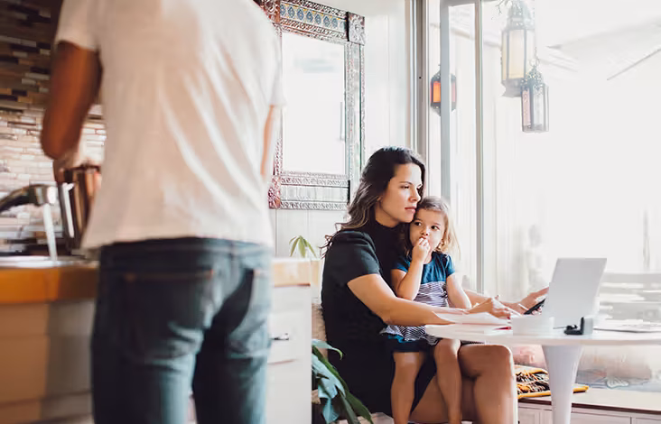 26 Adult Behaviors That Stem From Not Feeling Loved as a Kid